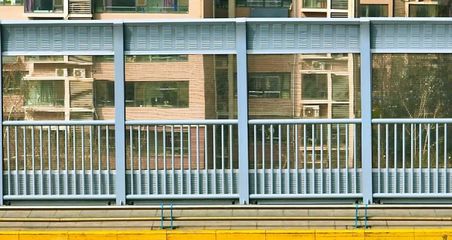 濟南市城鄉(xiāng)交通運輸局 交通動態(tài) 姚家街道漿水泉西路社區(qū)向市道路和橋隧服務中心送來感謝錦旗