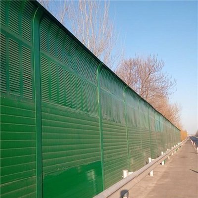 交通噪聲聲屏障的應(yīng)用與金屬聲屏障的優(yōu)勢分析